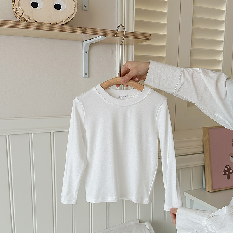 Kids' White Long-Sleeve Loose T-Shirts: Outerwear for Boys & Girls, Cute Undershirts for Toddlers, Facial Mask Fabric Tees