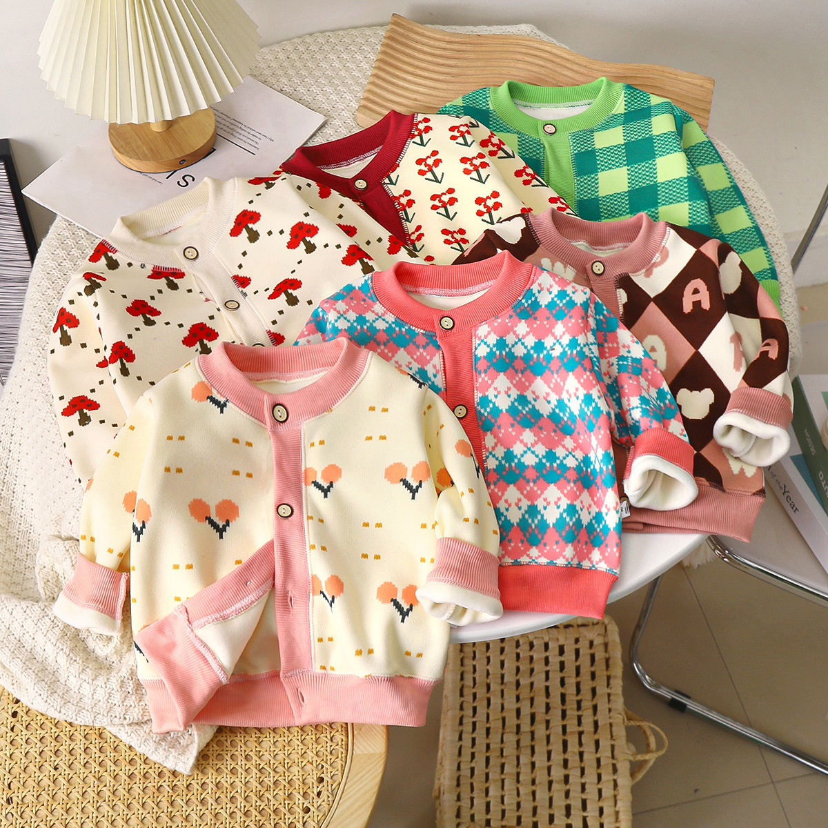 Thickened Warm Cardigan Sweater for Babies (for Outer Wear)