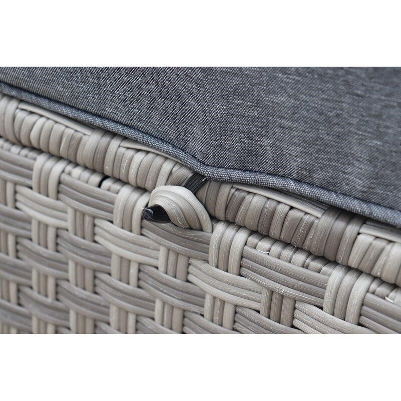 Hayzen 7 - Person Seating Group with Cushions