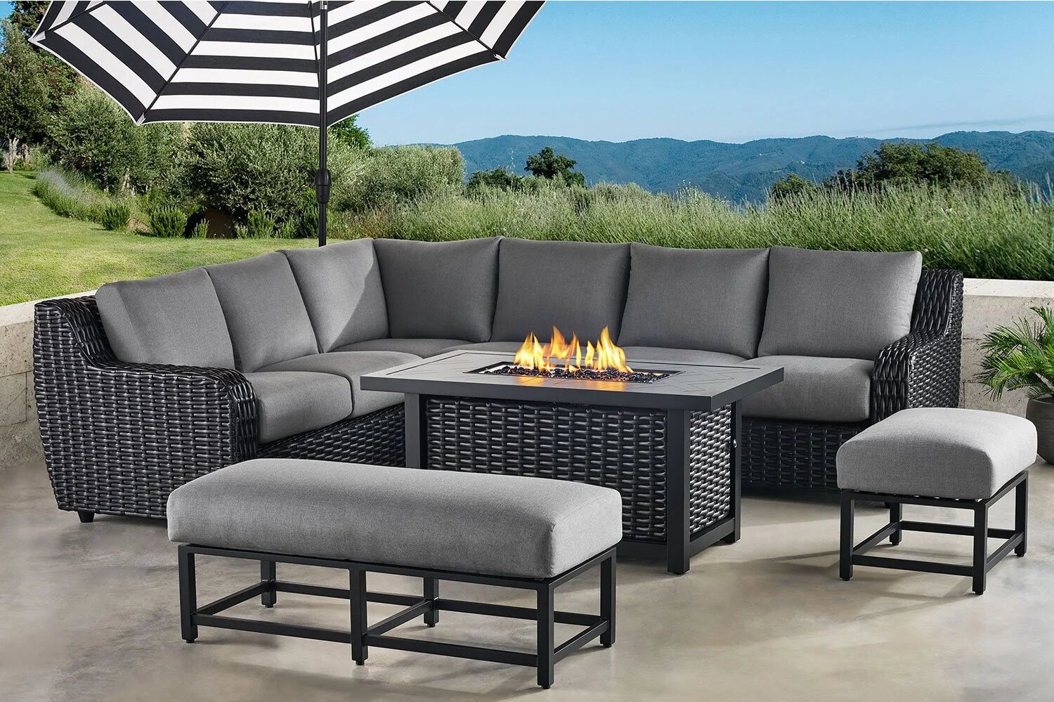 Athena 7-Piece Sectional with Firepit