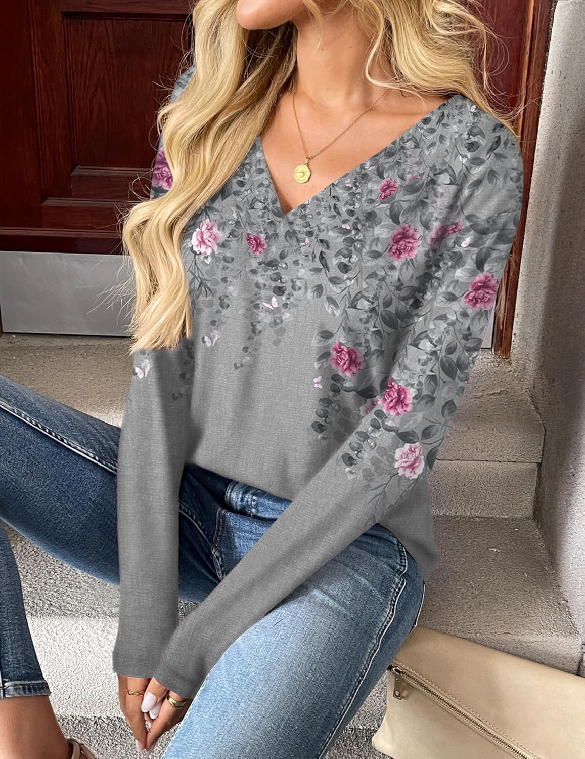 Zeagoo Women Long Sleeve Tops Dressy Casual V Neck Tshirts Basics Tee 2025 Fall Trendy Clothes