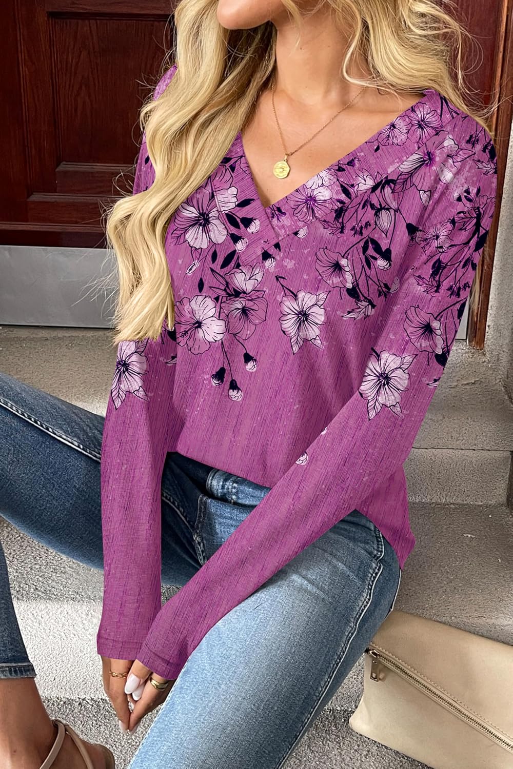 Zeagoo Women Long Sleeve Tops Dressy Casual V Neck Tshirts Basics Tee 2025 Fall Trendy Clothes