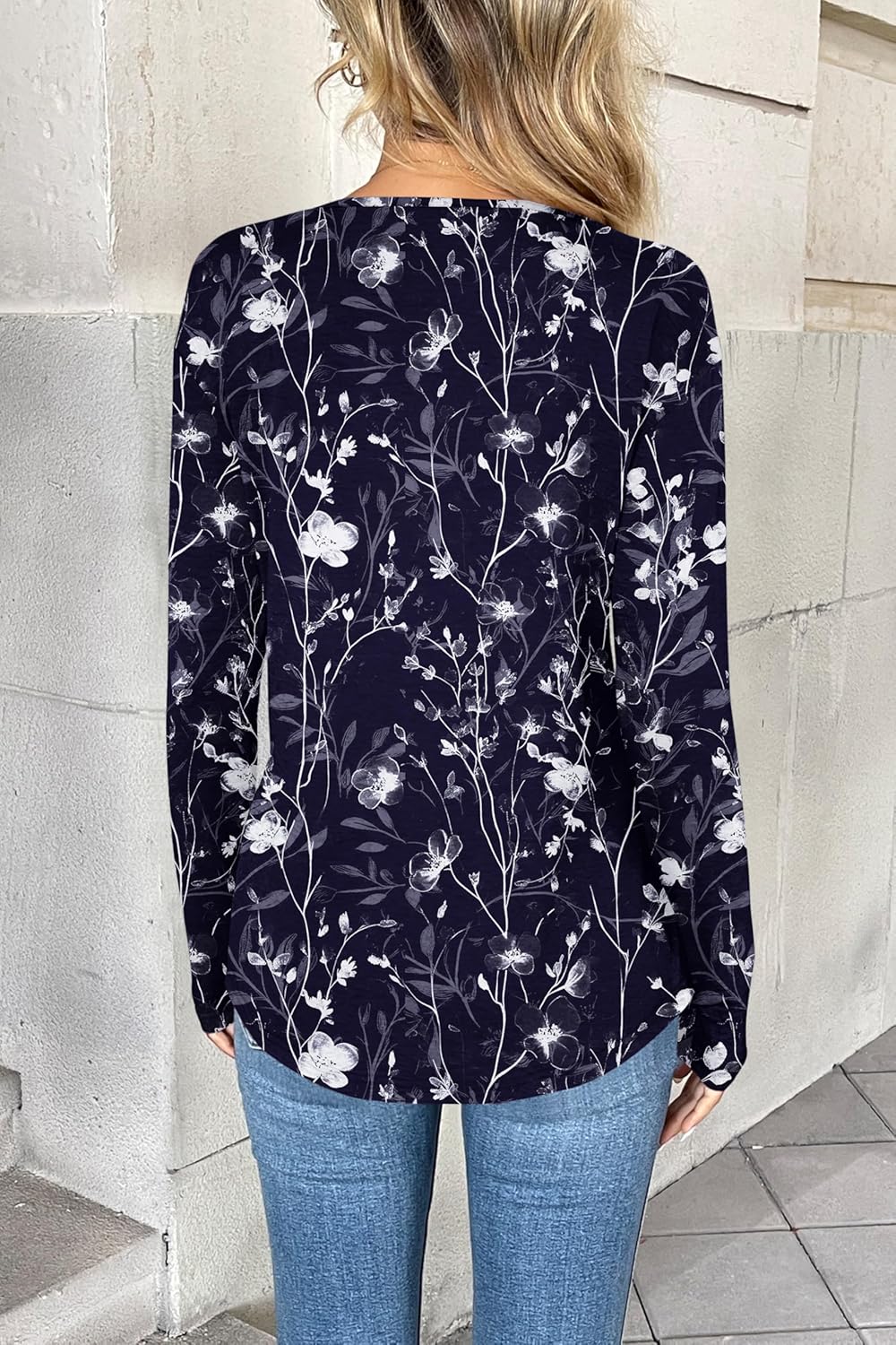 Zeagoo Women Long Sleeve Tops Dressy Casual V Neck Tshirts Basics Tee 2025 Fall Trendy Clothes