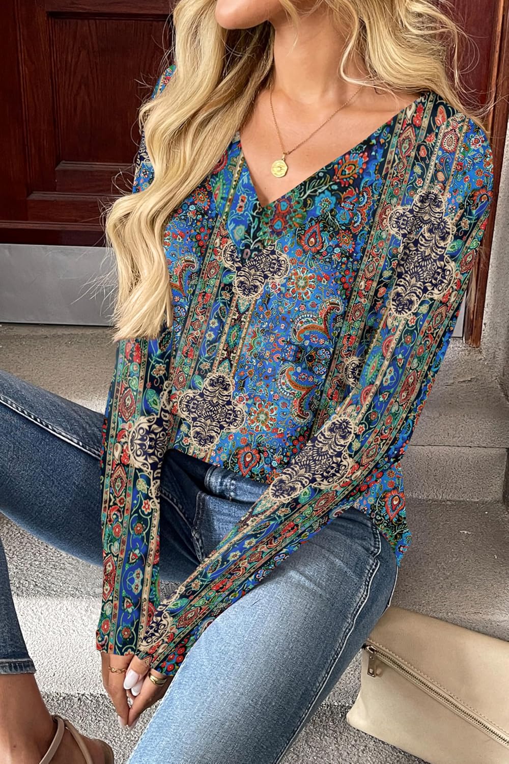 Zeagoo Women Long Sleeve Tops Dressy Casual V Neck Tshirts Basics Tee 2025 Fall Trendy Clothes