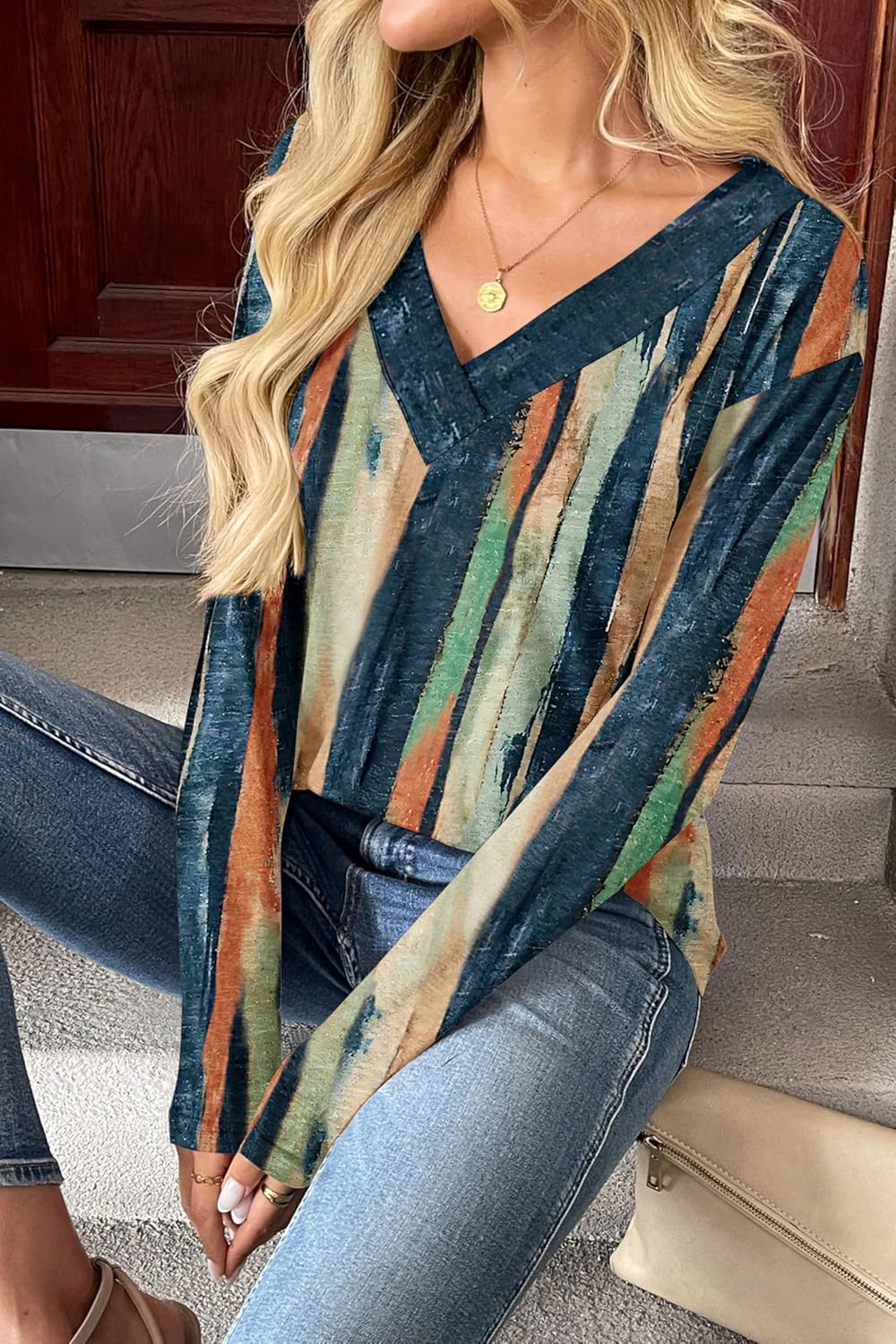 Zeagoo Women Long Sleeve Tops Dressy Casual V Neck Tshirts Basics Tee 2025 Fall Trendy Clothes