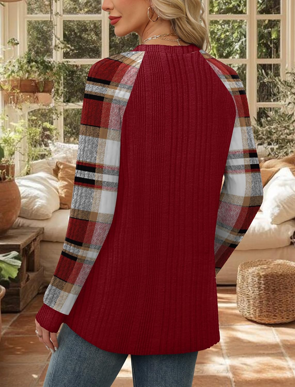 WIHOLL Long Sleeve Shirts for Women Lightweight Sweaters Fall Outfits 2025 Color Block Winter Clothing Dressy Casual Soft