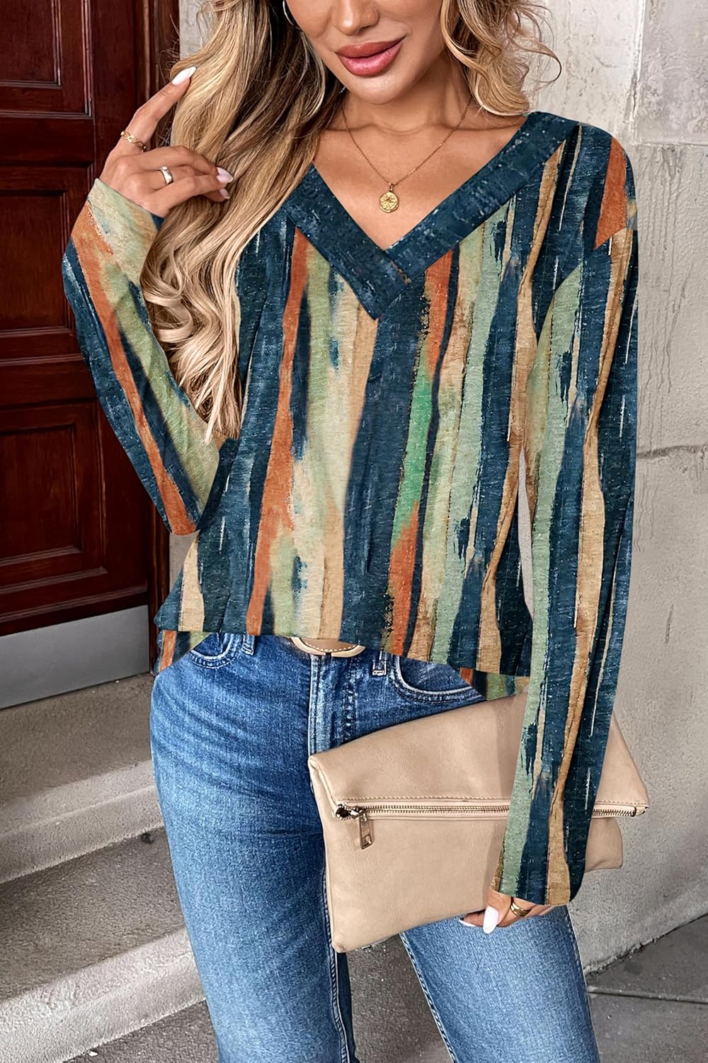 Zeagoo Women Long Sleeve Tops Dressy Casual V Neck Tshirts Basics Tee 2025 Fall Trendy Clothes