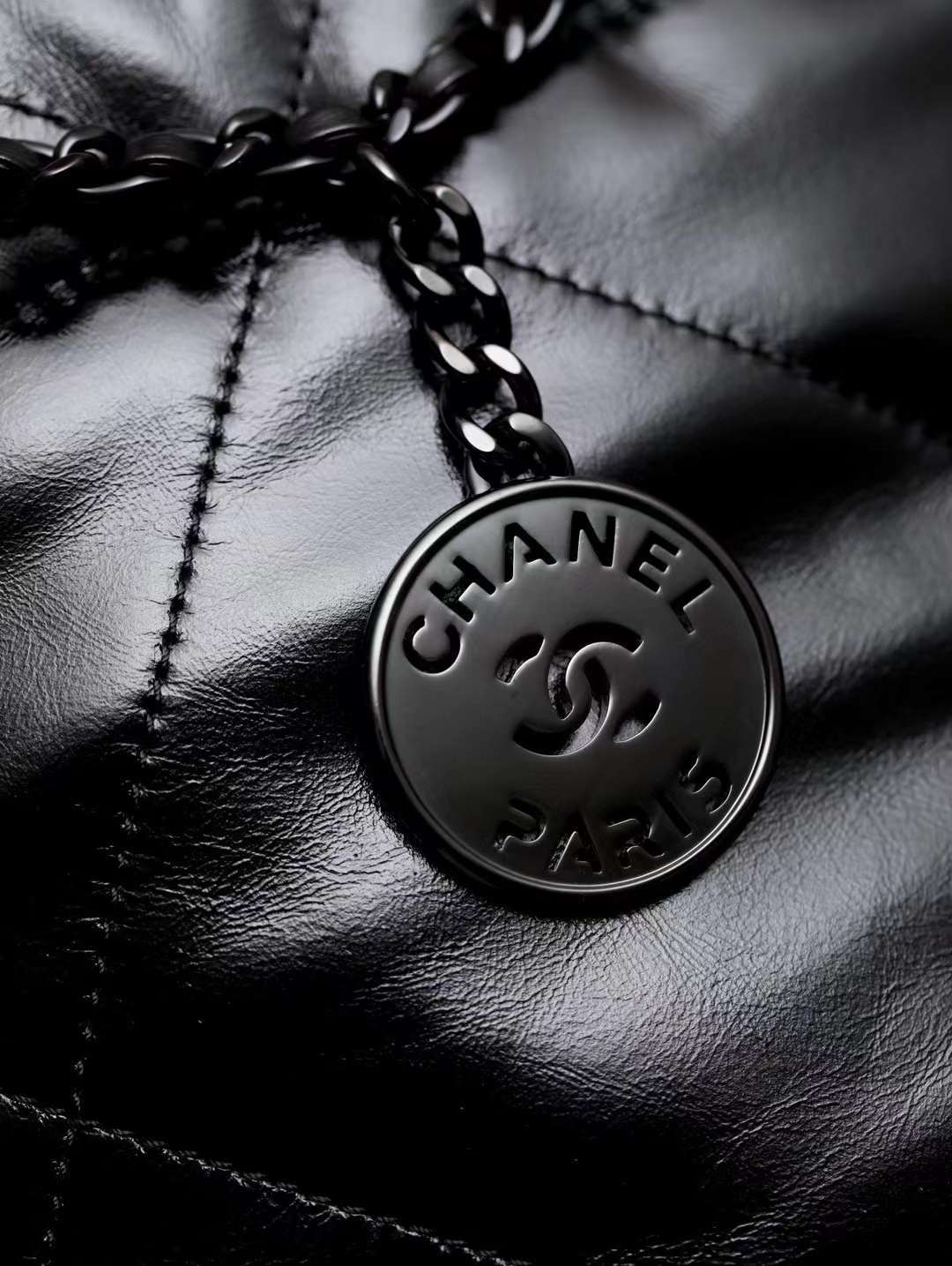 CHANEL 22BAG MINI SO BLACK 黑武士小水桶包