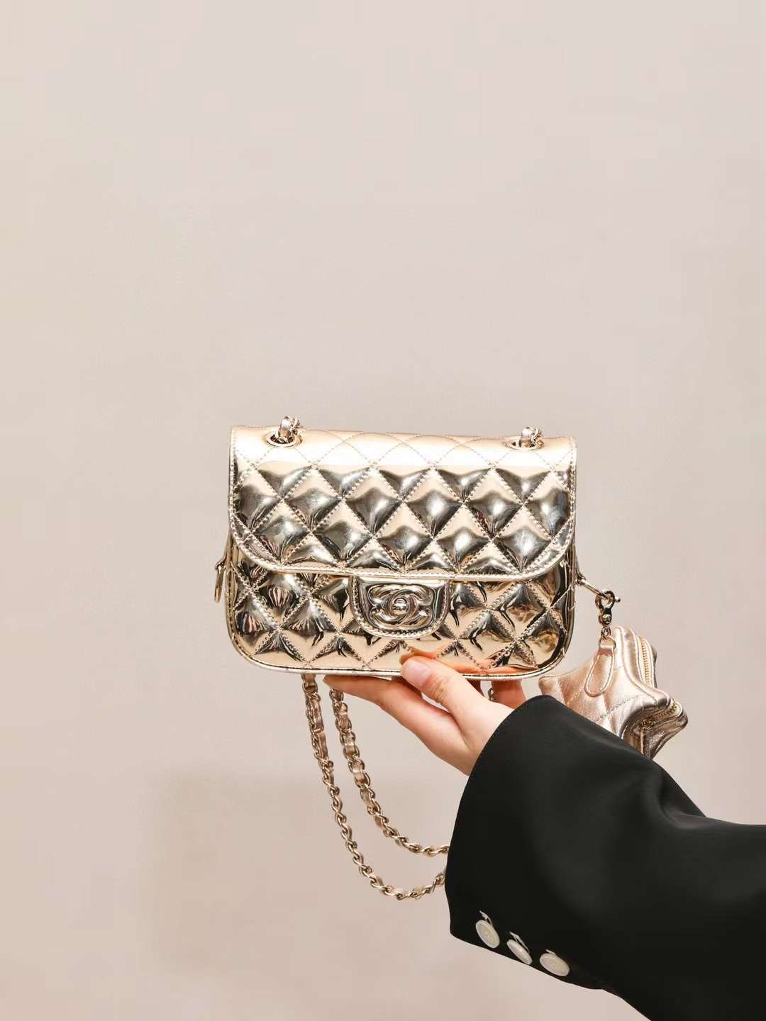 CHANEL 24C 包王星星子母CF口蓋包 金色