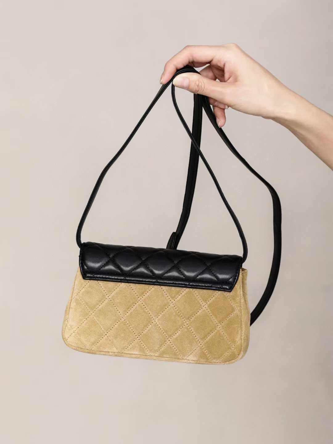 CHANEL 25A麂皮系列 橫版口蓋包 晚餐包 美拉德色系