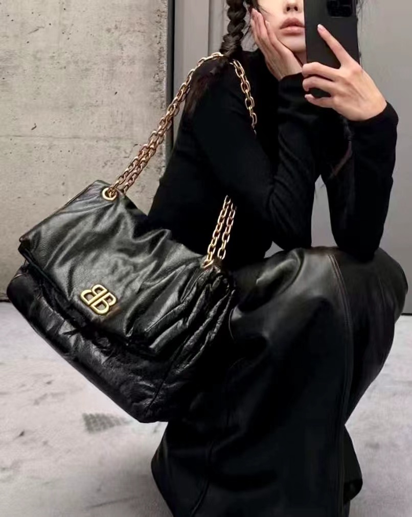 BALEN_GAGA MONACO 蓬蓬包黑金中號