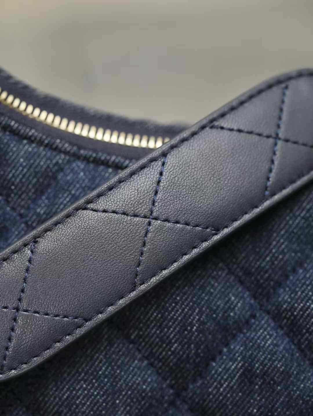 CHANEL 25C Hobo jennie同款