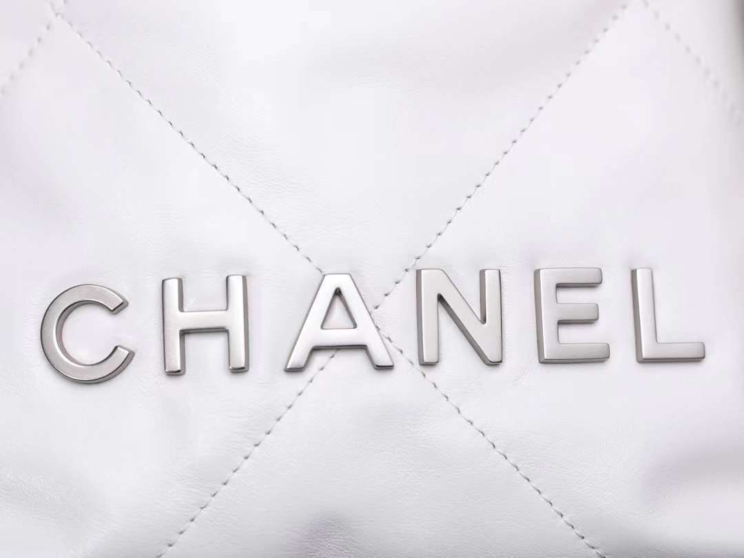 CHANEL 24P 22BAG MINI 白銀小水桶包