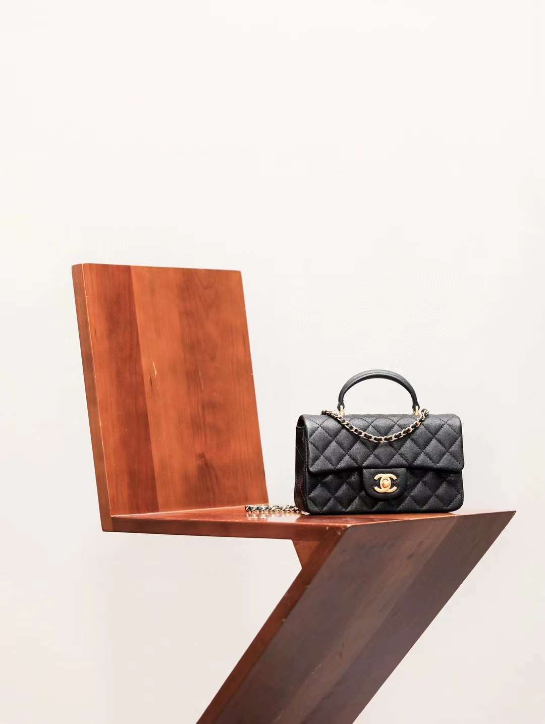 CHANEL 大MINI CF 經典手柄黑螞蟻紋口蓋包