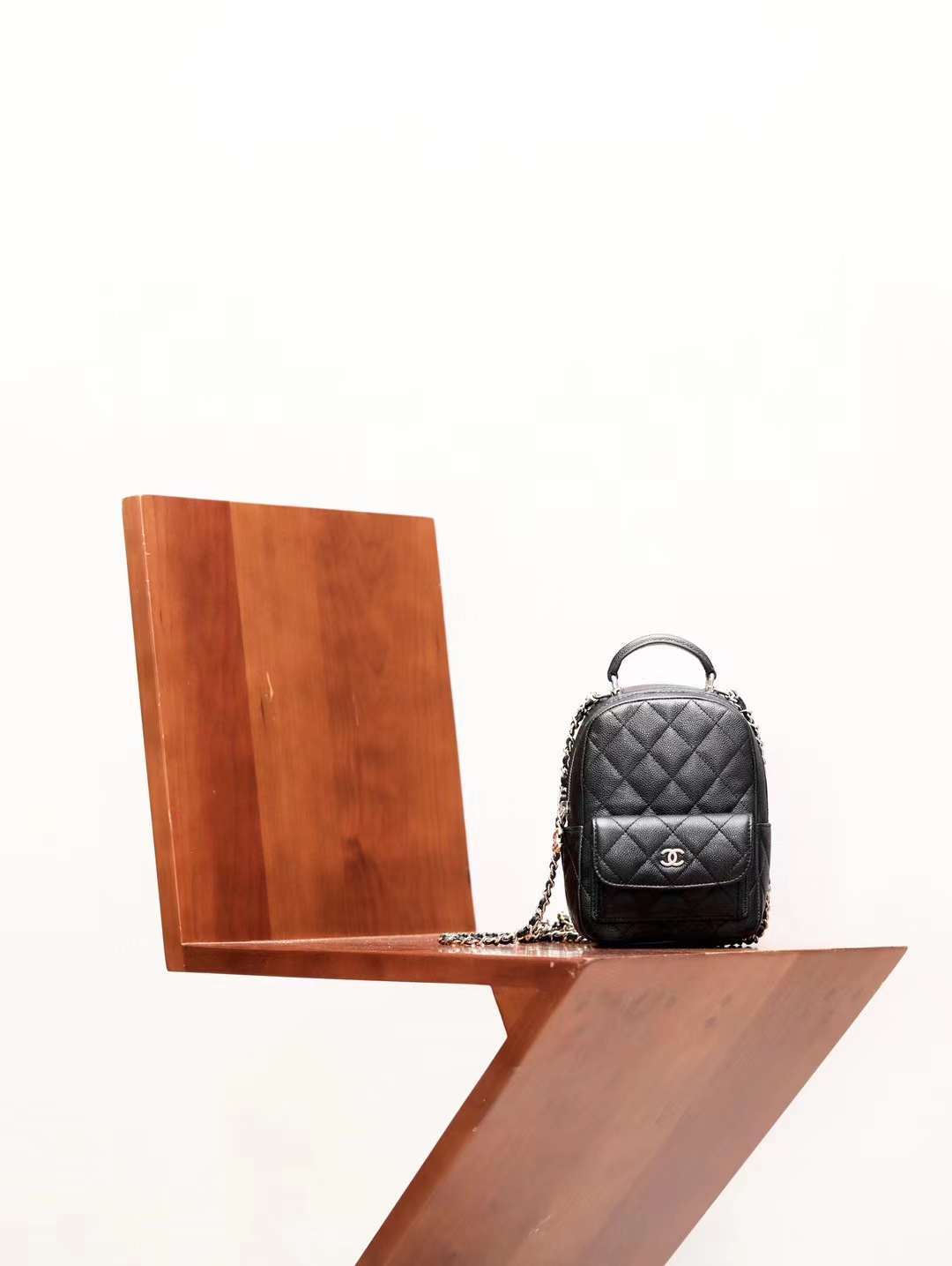 CHANEL 24C 多背法迷你小書包 黑色