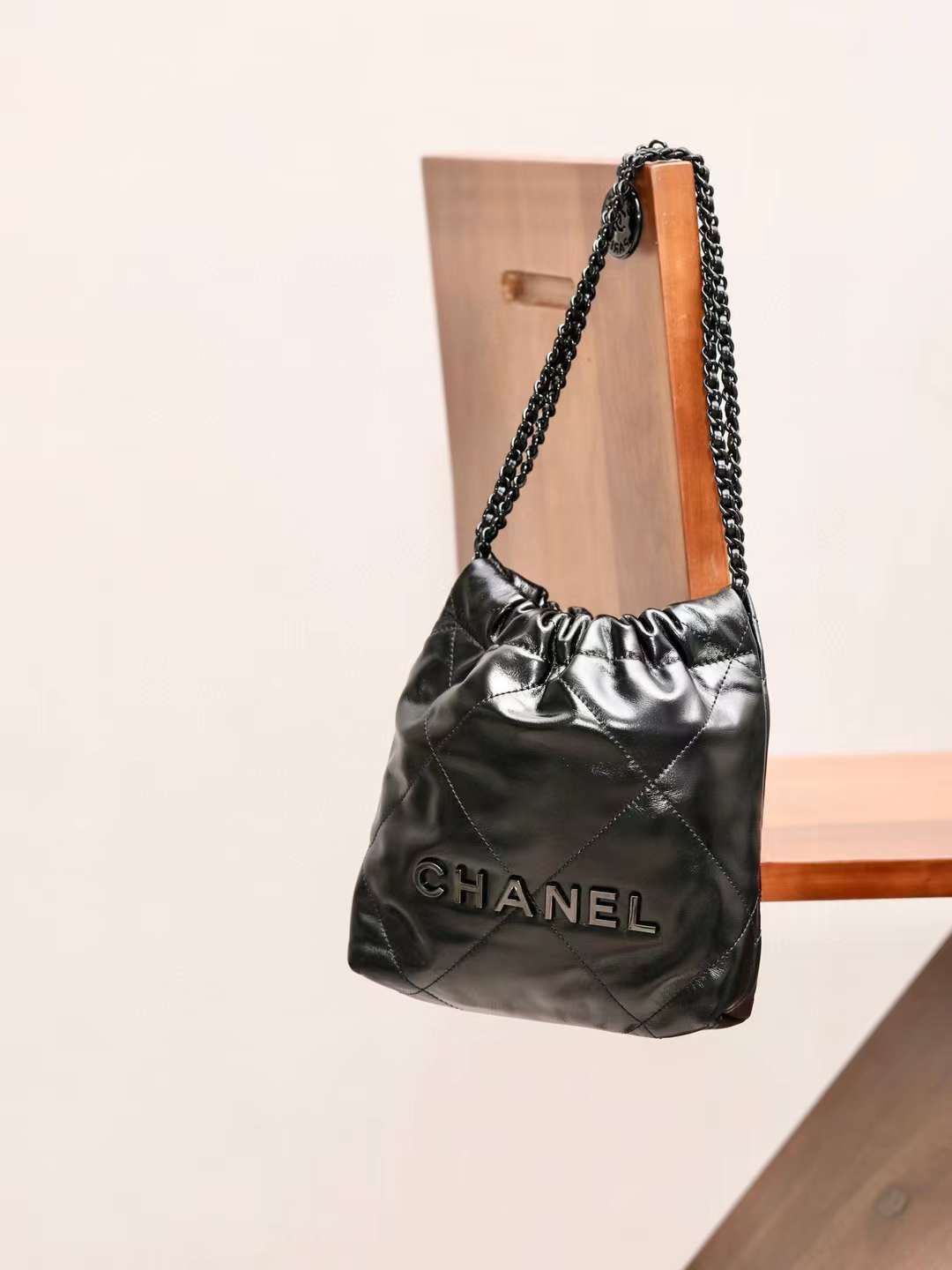 CHANEL 22BAG MINI SO BLACK 黑武士小水桶包