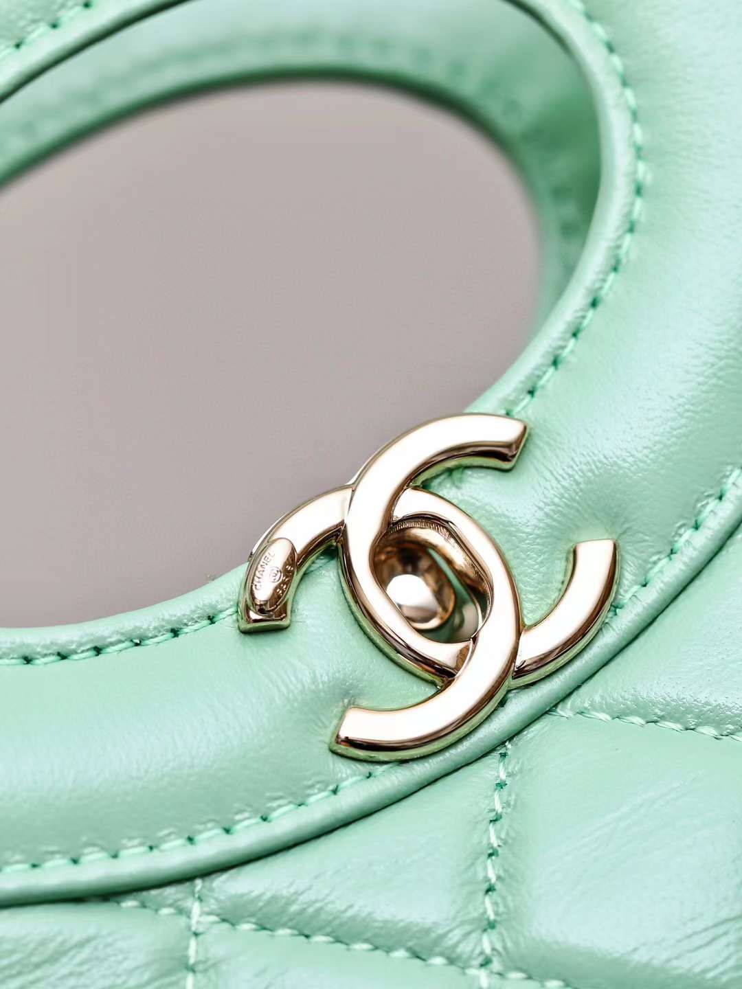 CHANEL 31 BAG 豎版小號 油蠟羊皮經典側背包 綠色