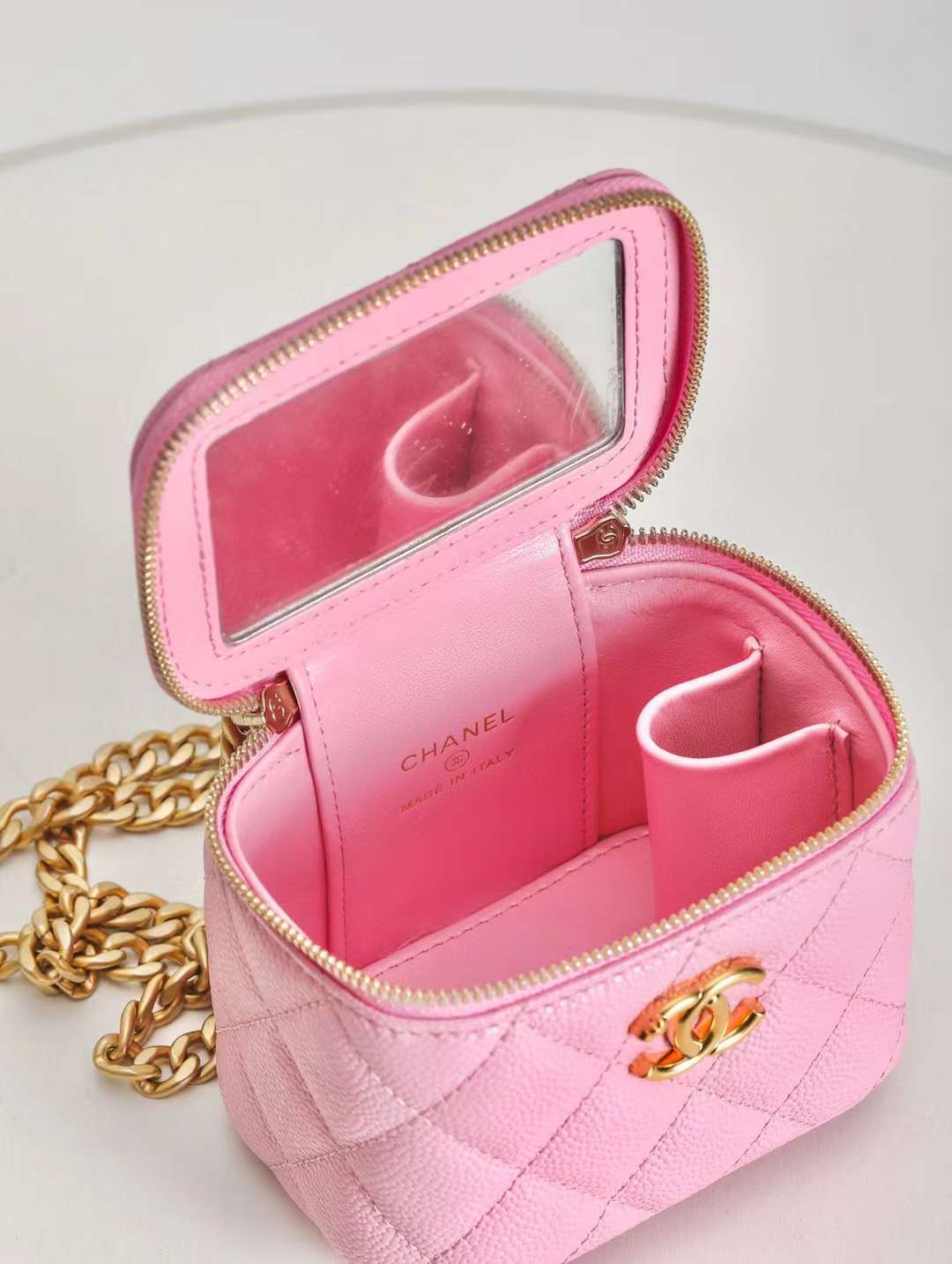 CHANEL 23 愛心小包口紅包 粉色球紋