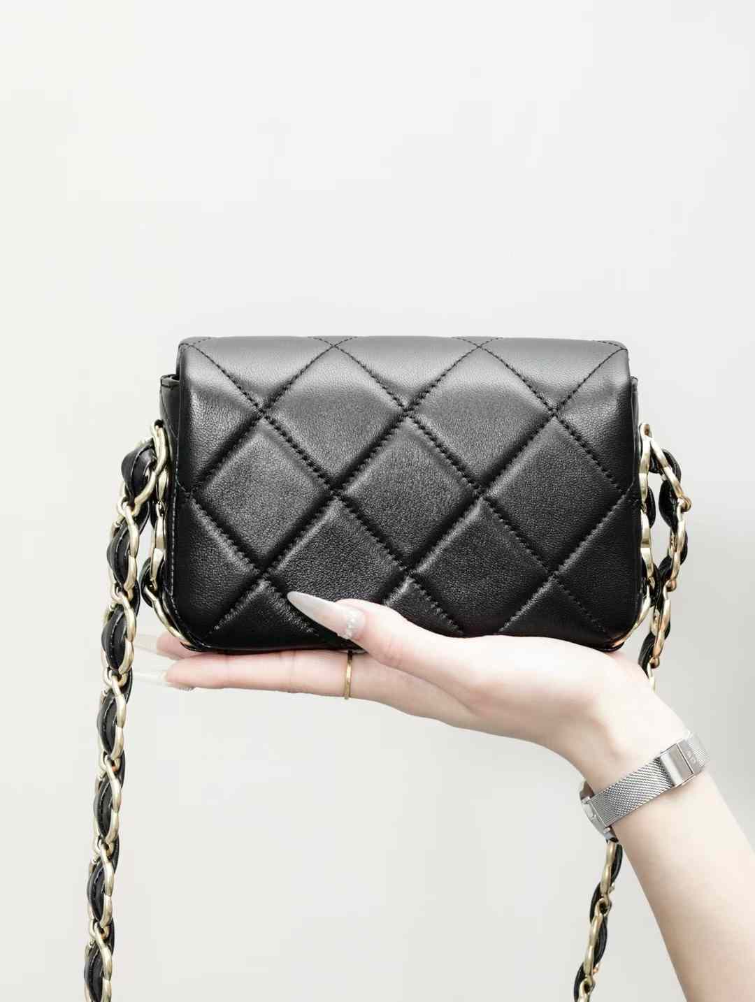 CHANEL 24K 粗鏈條腋下包