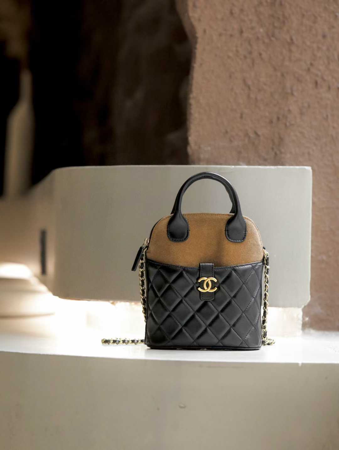 CHANEL 25A 麂皮款 豎版 貝殼包