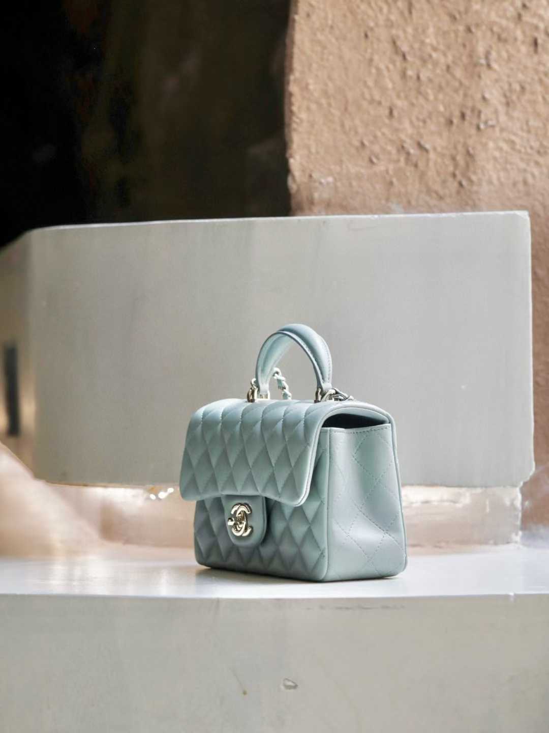 CHANEL手柄CF 羊皮 寶寶藍