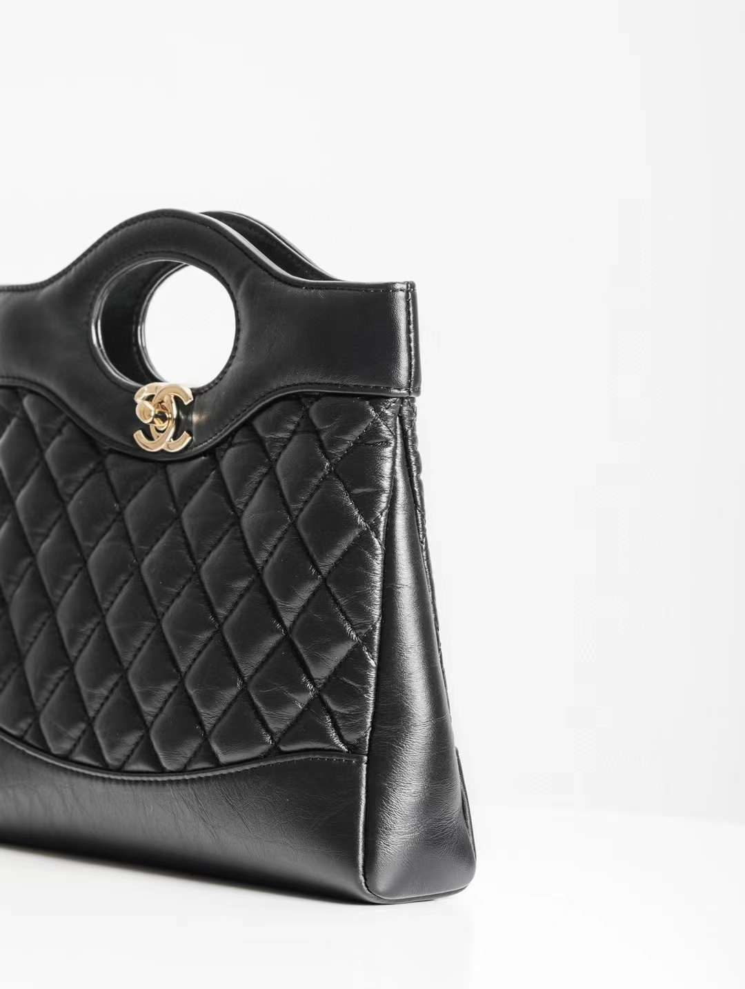 CHANEL 23A 31MINI SHOPPING BAG 經典中古側背包 黑色