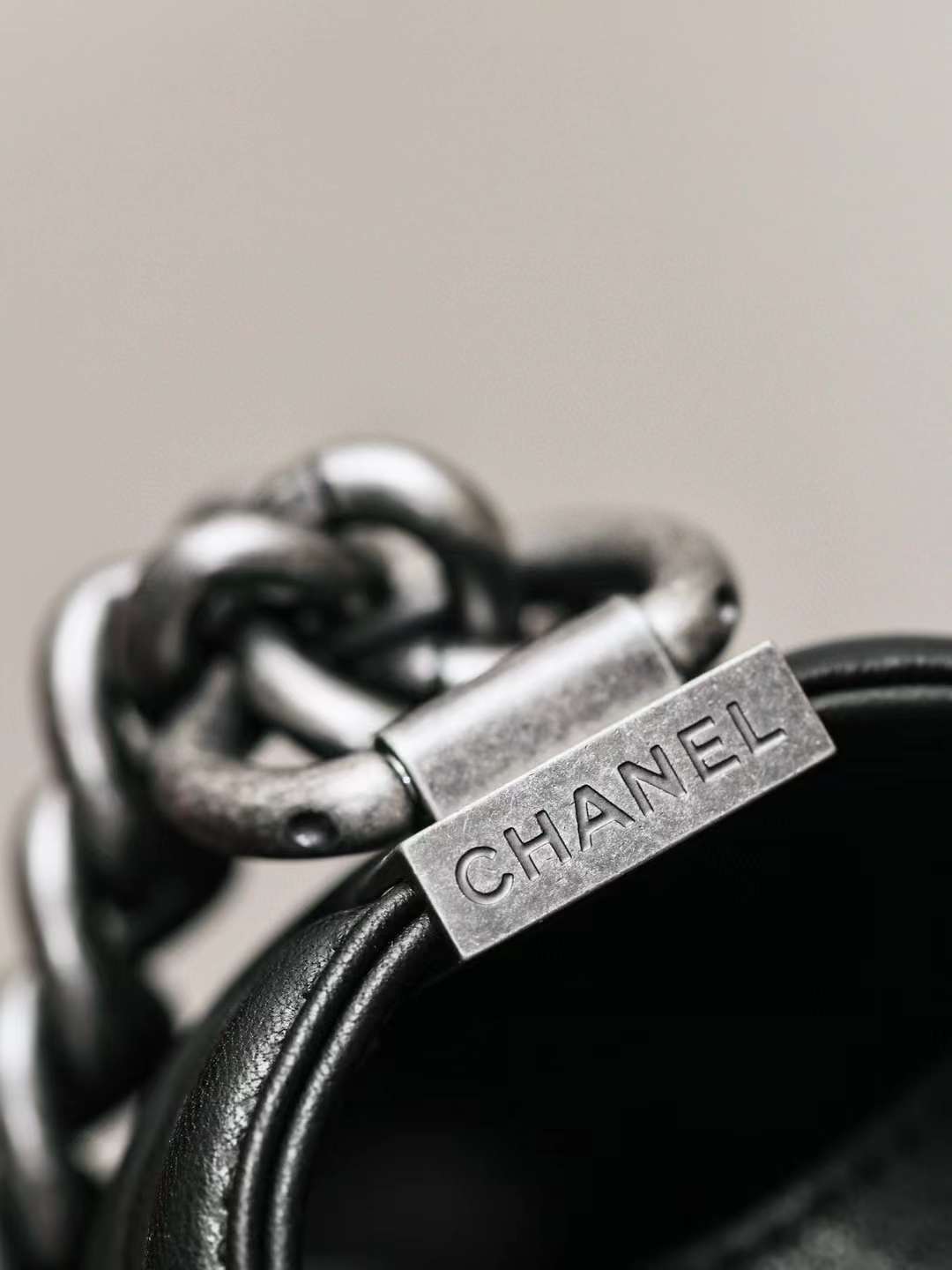 CHANEL LE BOY 羊皮口蓋包 小號 20CM