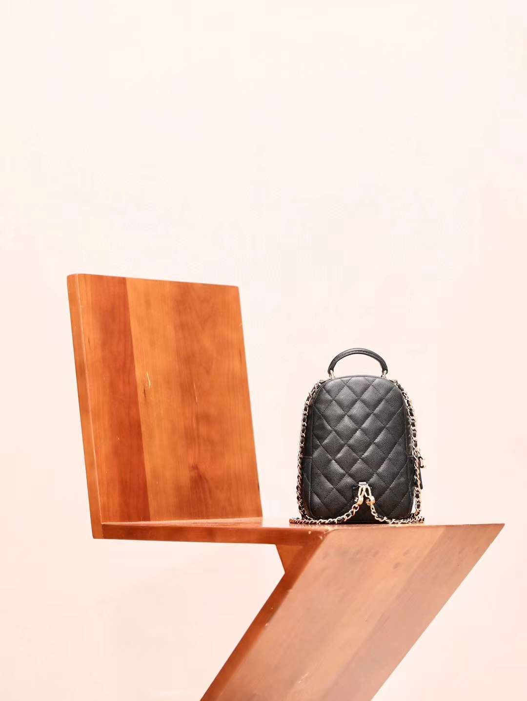 CHANEL 24C 多背法迷你小書包 黑色