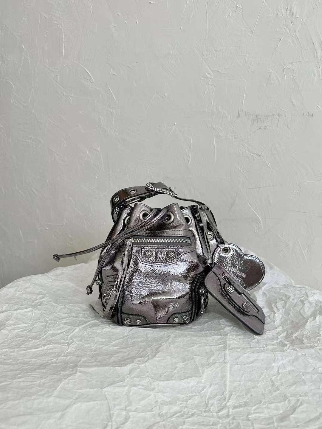 BALEN_GAGA 油臘銀鑽 MINI 水桶包