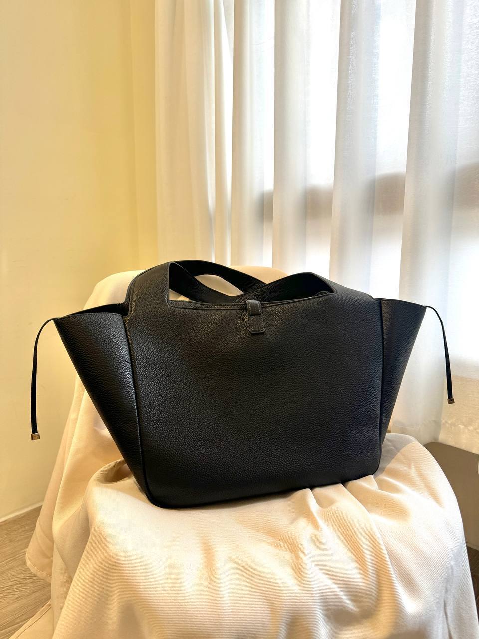 Y*L BEA 柔軟鹿皮手提包 - 現貨 24H出貨