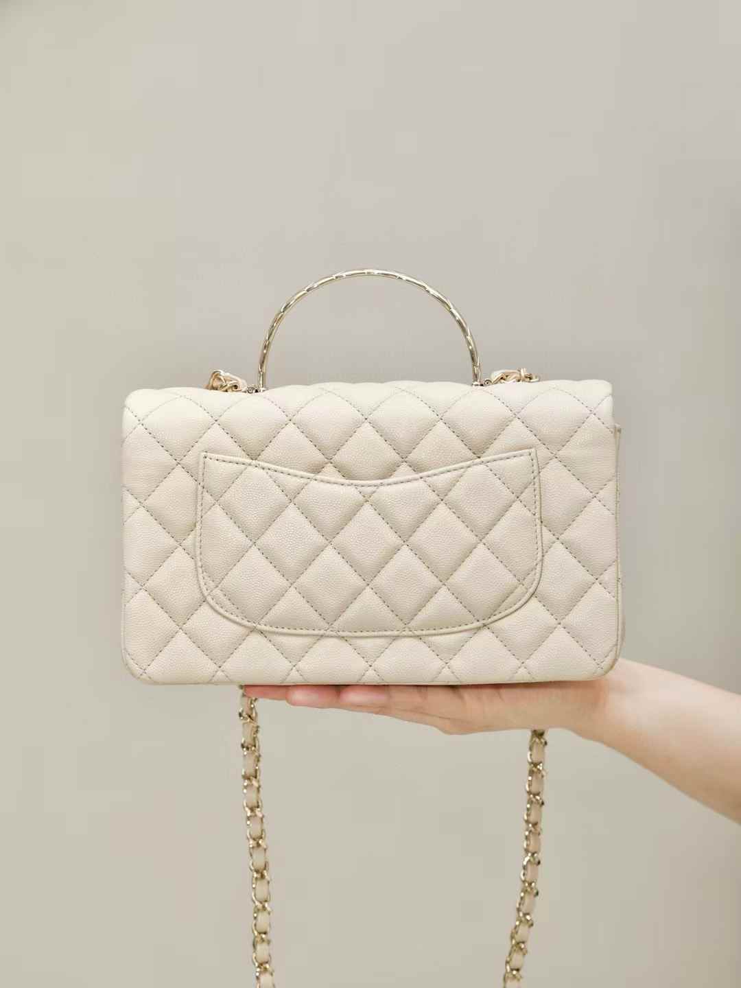 CHANEL 25Ｓ新款手挽cf口蓋包 杏色