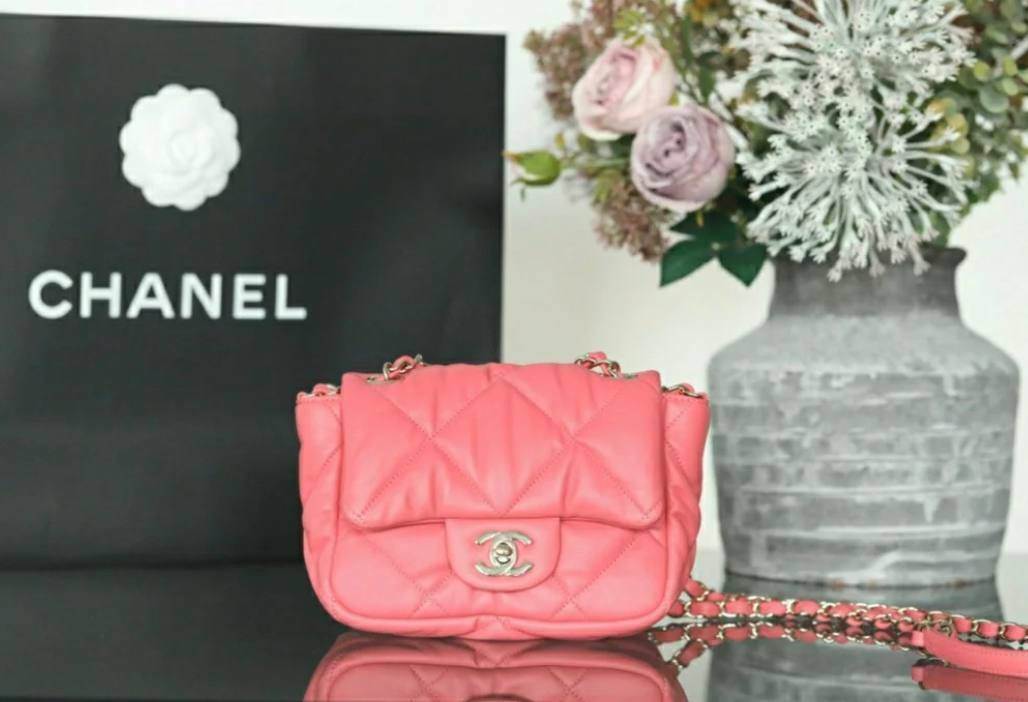 CHANEL 21 大菱格口蓋包 泡芙包