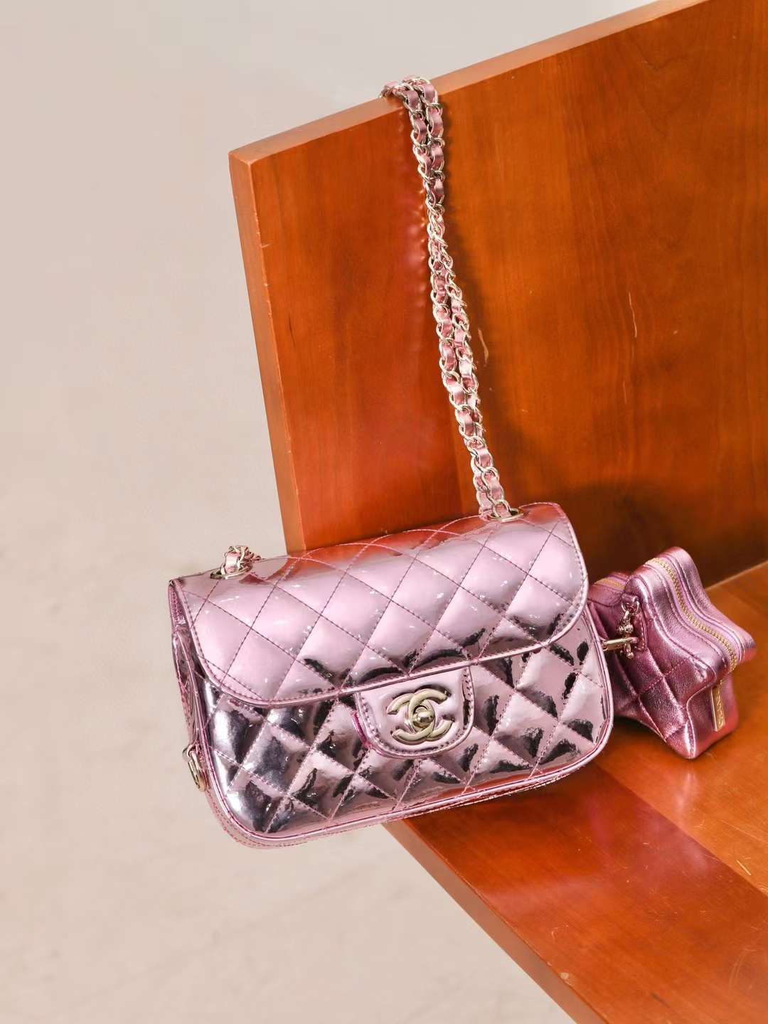 CHANEL 24C 包王星星子母CF口蓋包 粉紫色