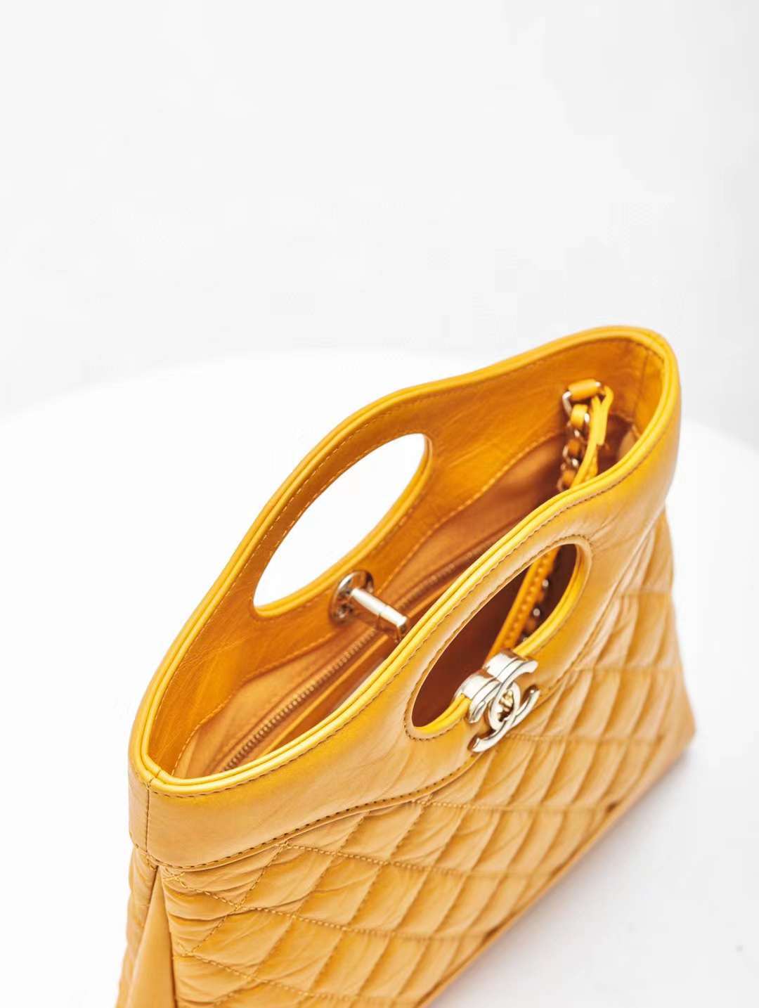 CHANEL 23A 31MINI SHOPPING BAG 經典中古側背包 招財黃色