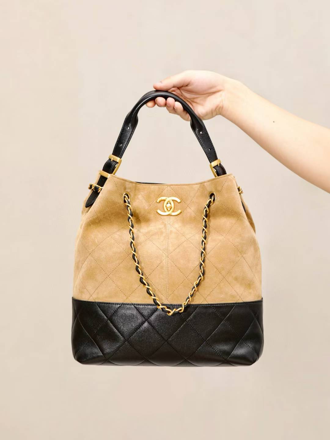 CHANEL 25A麂皮托特包 豎版