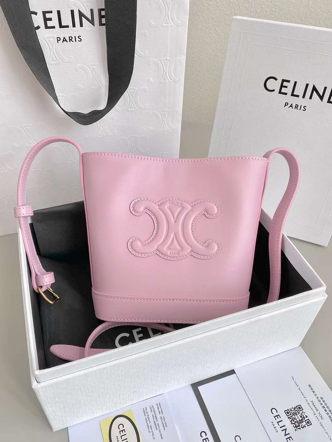 CELINE BUCKET CUIR TRIOMPHE 櫻花粉 MINI水桶側背包