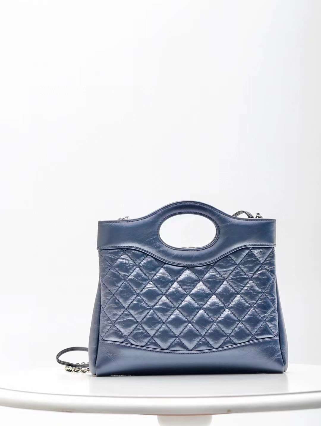 CHANEL 23A 31MINI SHOPPING BAG 經典中古側背包 寶藍色