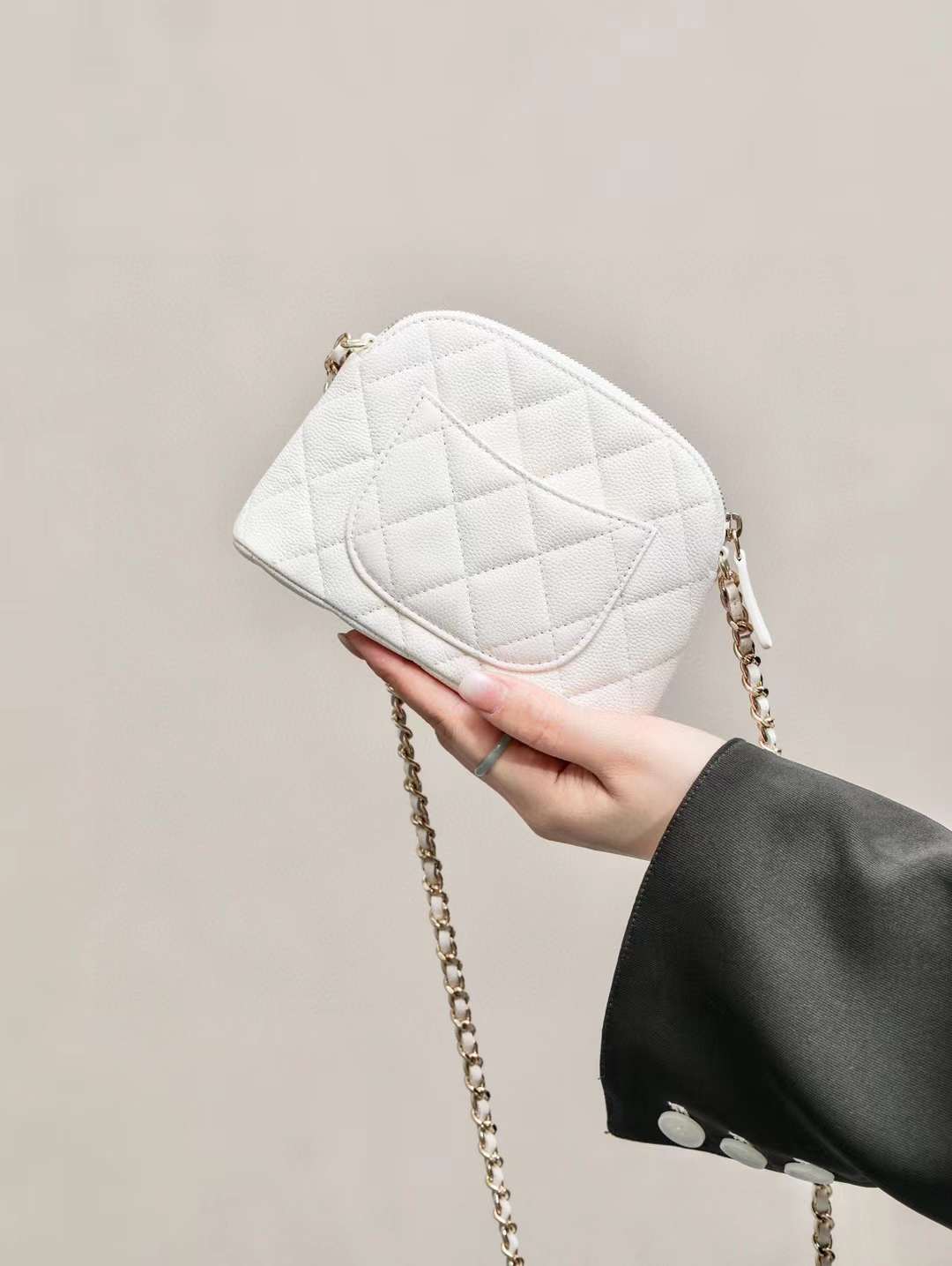 CHANEL 24S 貝殼包 兩色