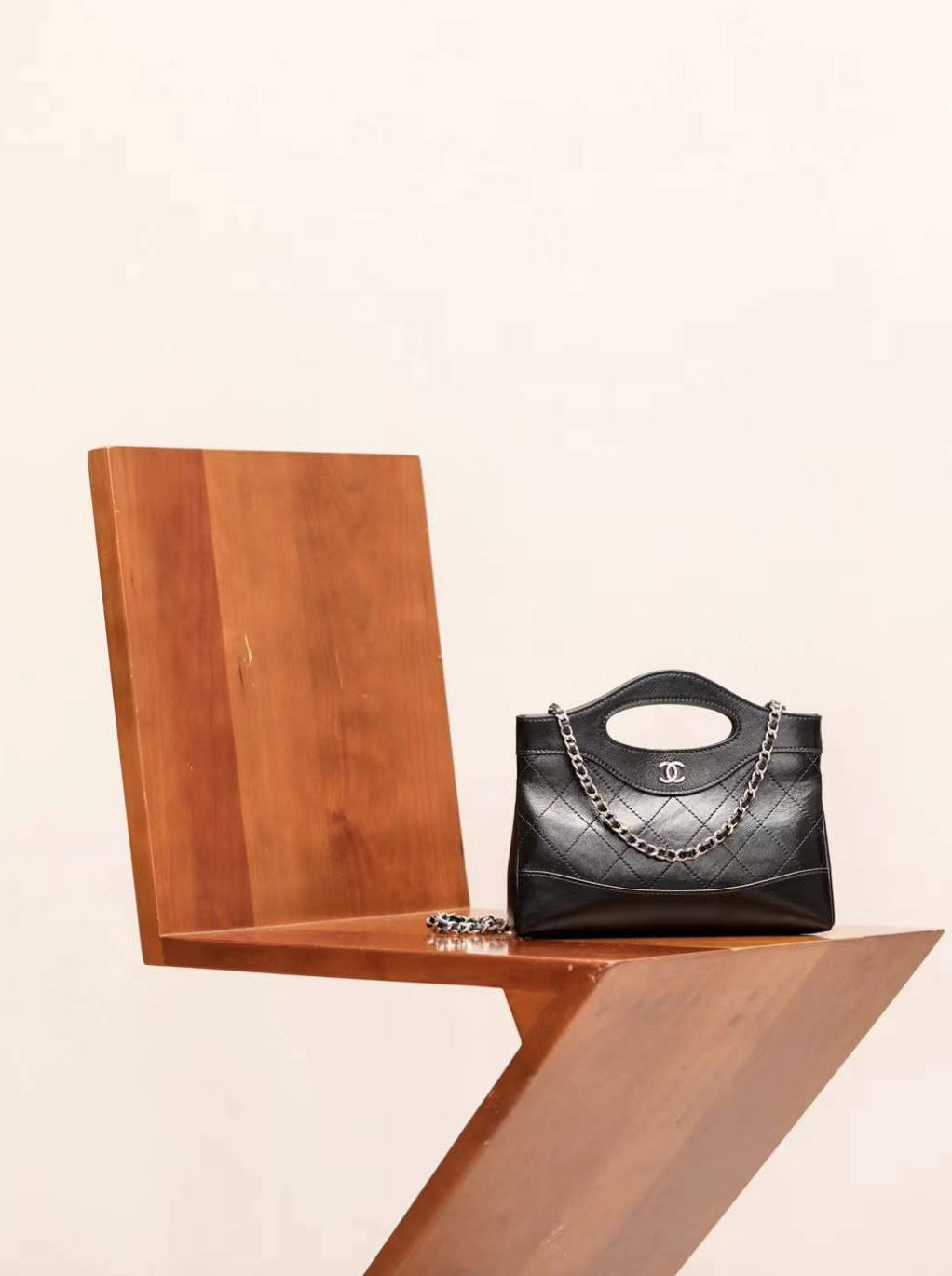 CHANEL 24C 31 NANO 經典中古側背包