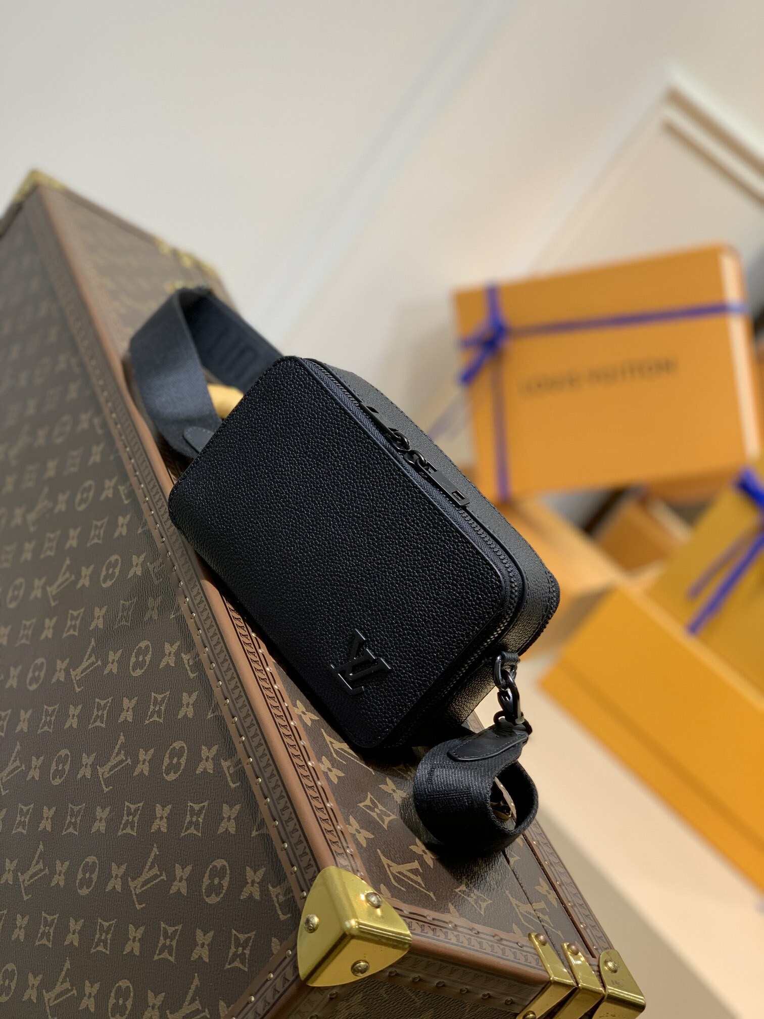 LV ALPHA 隨身錢包