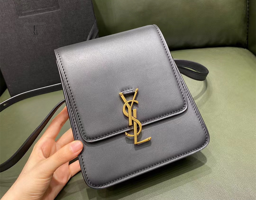 Y*L KAIA 豎款肩背包