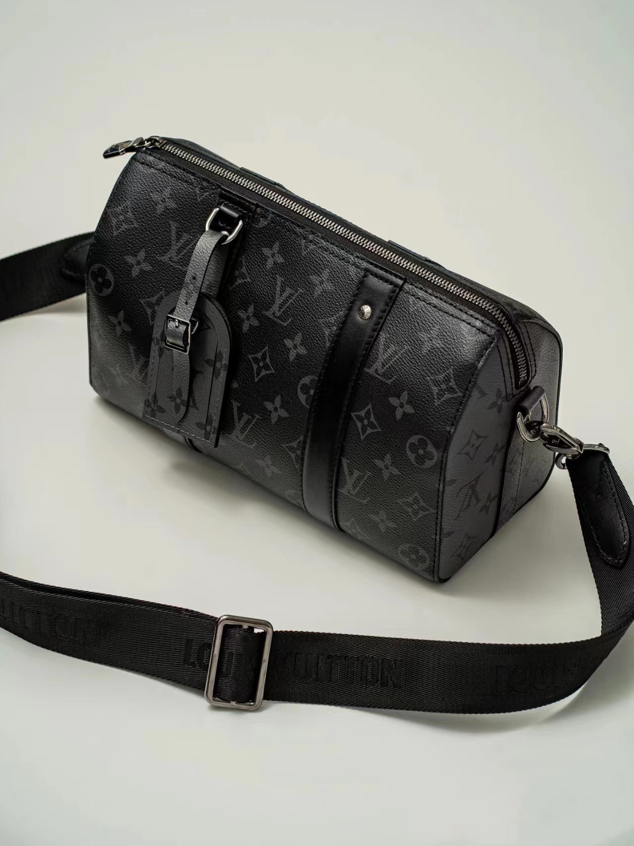 LV CITY KEEPALL 手袋