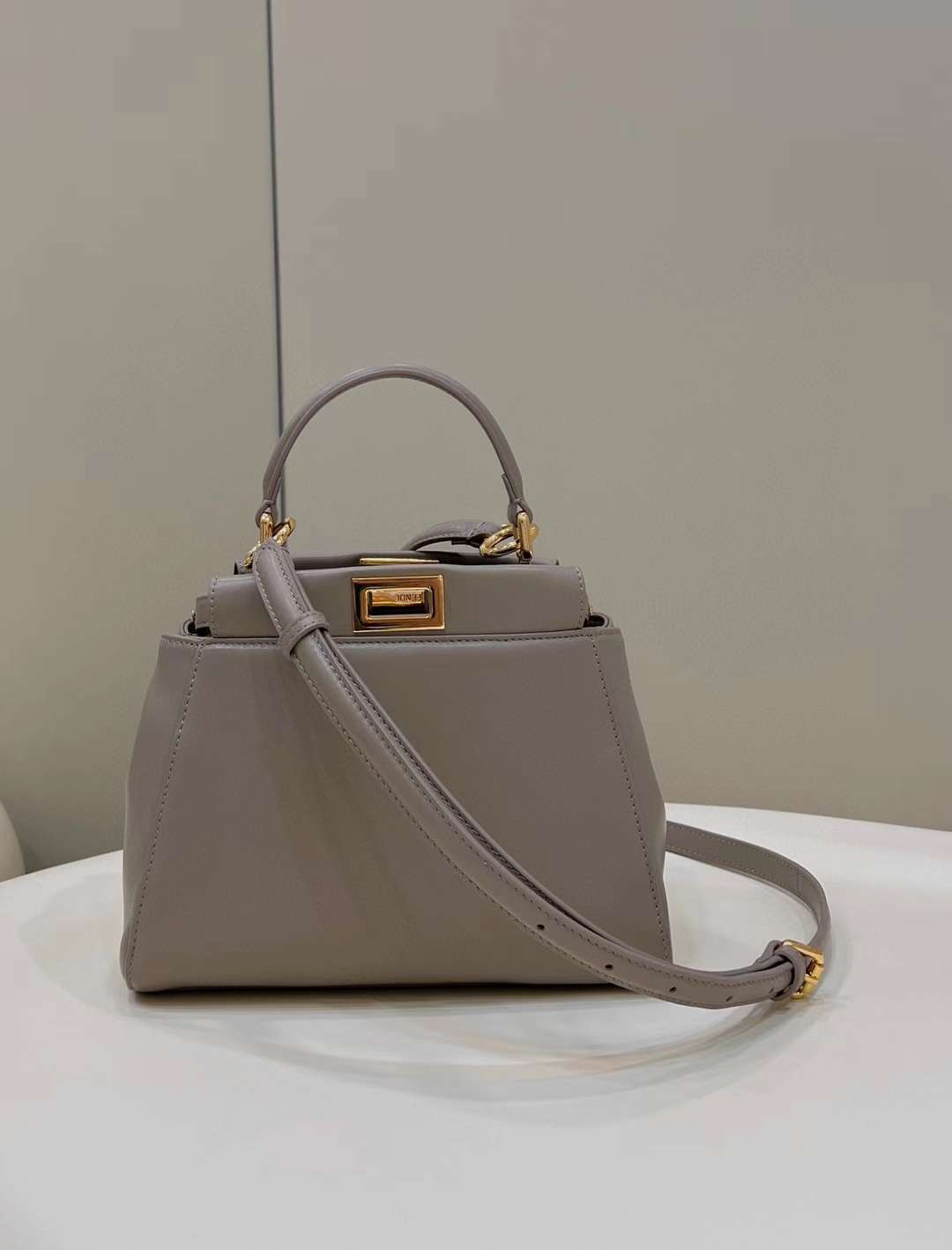 FENDI MINI PEEKABOO 手拿包/側背包 鴿灰色