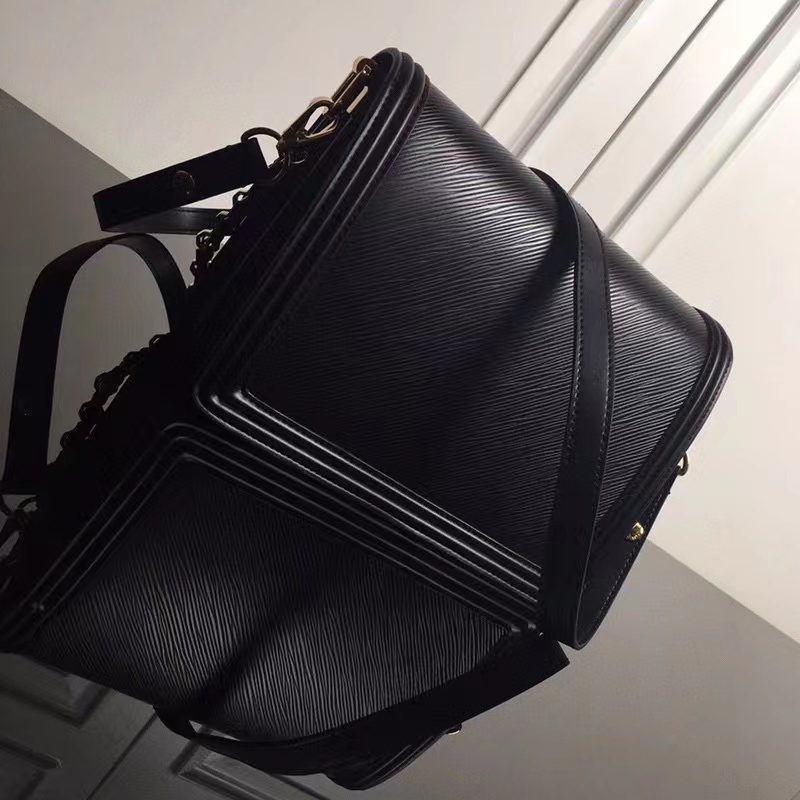 LV DAUPHINE MINI 黑色斜垮包