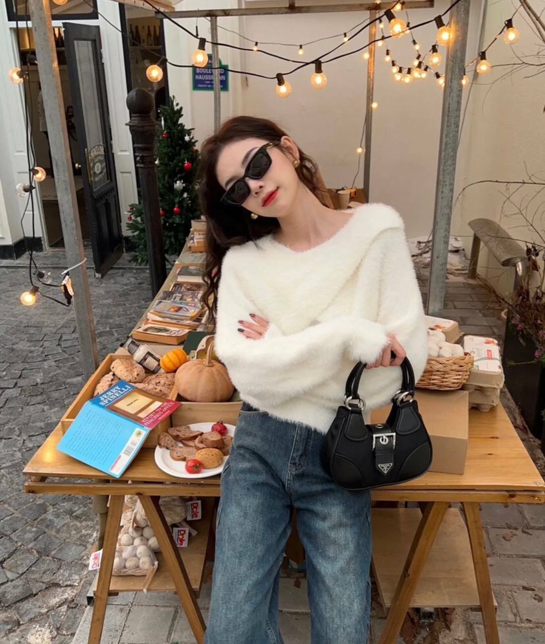 PRADA MOON RE-NYLON 再生尼龍皮革手袋 月亮包