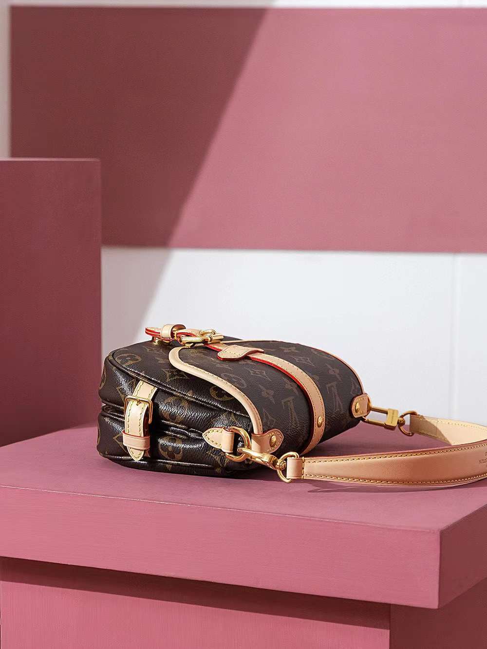 LV SAUMUR BB 雙子星 M46740