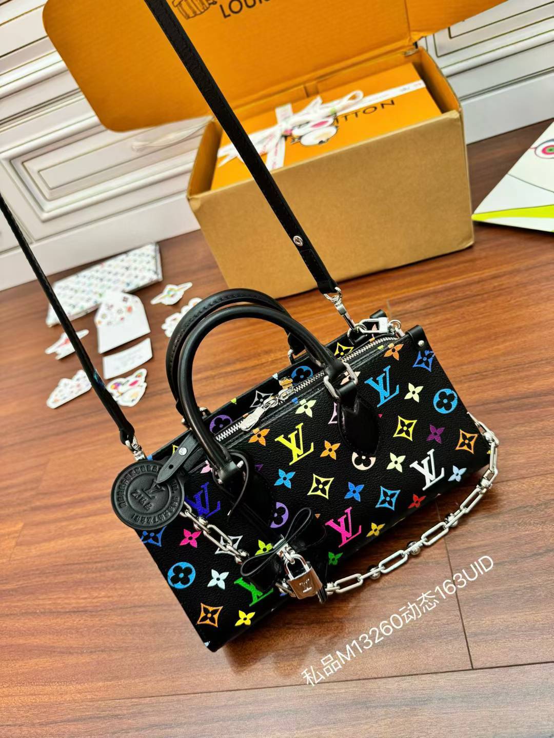 LV onthego east west 村上隆聯名 黑三彩