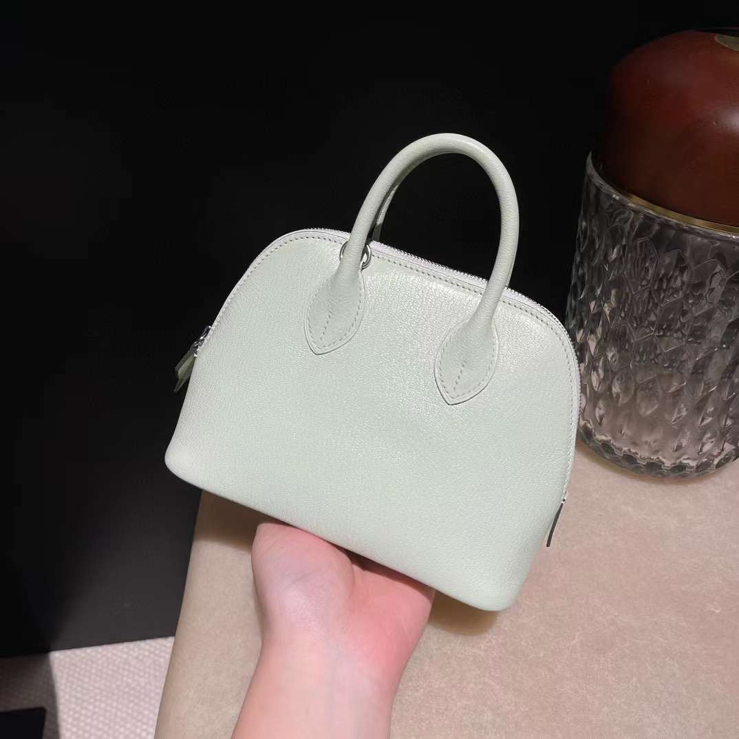 HERMES MINI BOLIDE 山羊皮0S泡泡綠銀扣