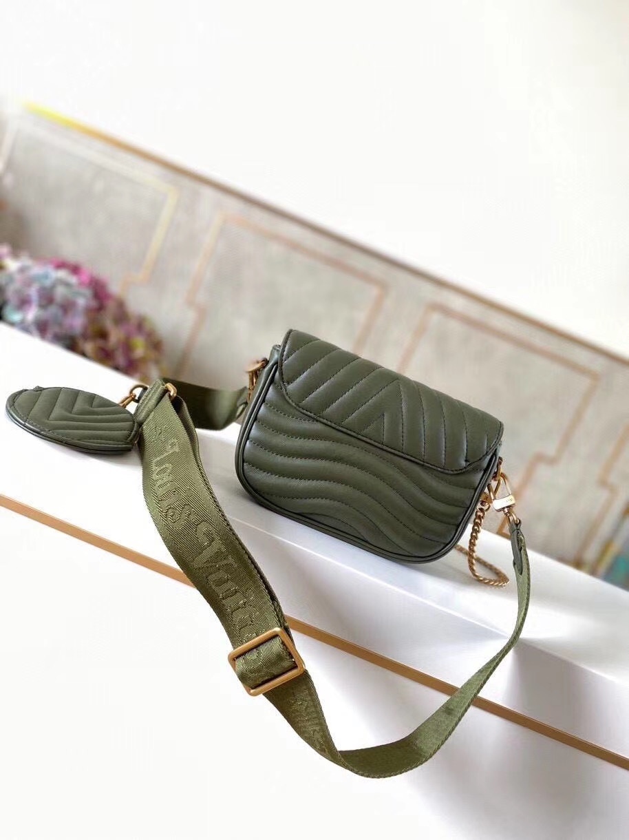 LV NEW WAVE MULTI-POCHETTE 酪梨綠麻將包