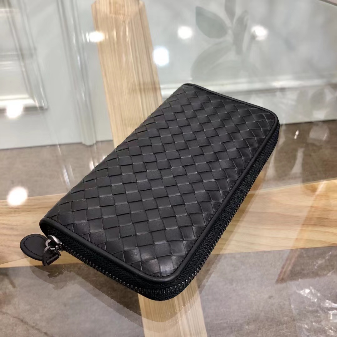 BV 黑色編織皮革拉鍊長夾